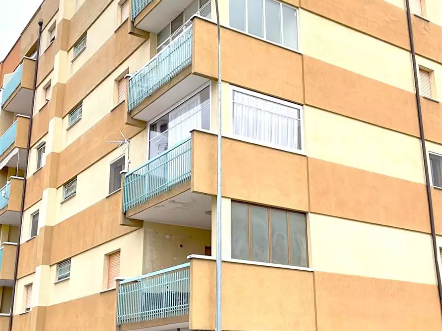 Immagine 1 di Appartamento in vendita  in PIAZZA ORISTANO a Canosa Di Puglia