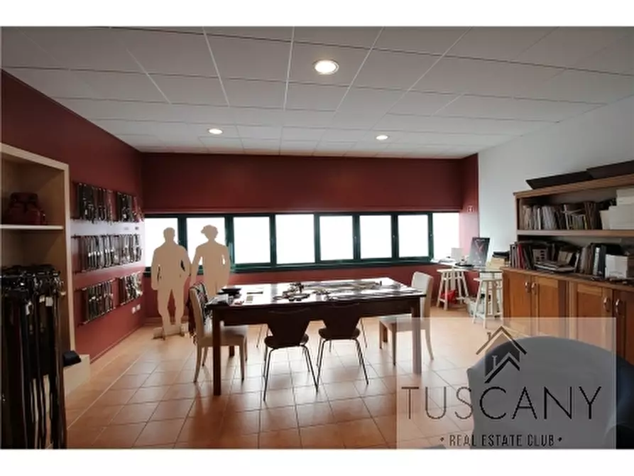 Immagine 1 di Laboratorio in vendita  in VIA ETRURIA SNC a San Casciano In Val Di Pesa