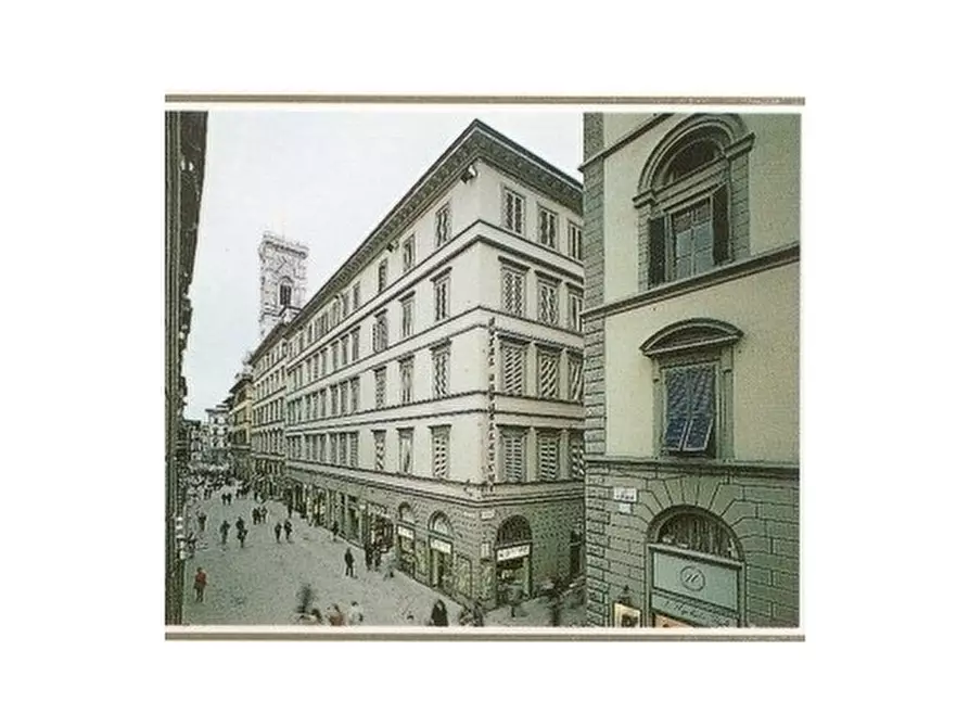 Immagine 1 di Attività commerciale in vendita  in DUOMO a Firenze