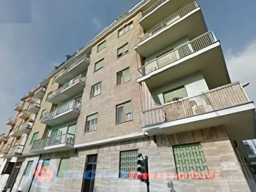 Immagine 1 di Appartamento in vendita  in Strada del Drosso a Torino