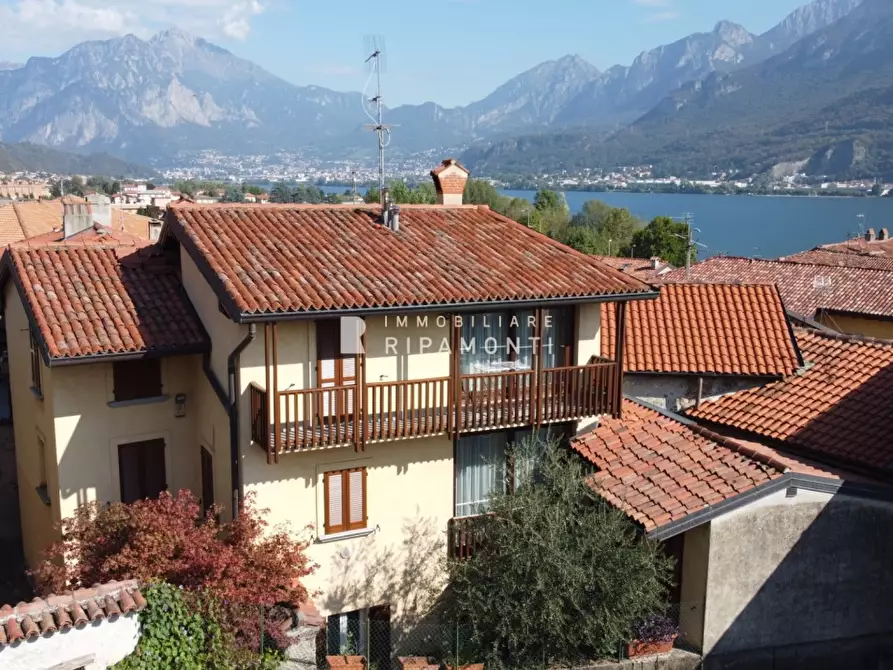 Immagine 1 di Villa in vendita  in Via Crispi a Garlate
