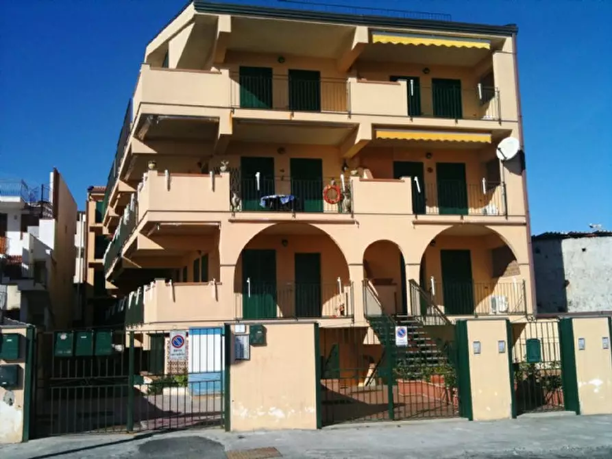 Immagine 1 di Appartamento in vendita  a Antillo