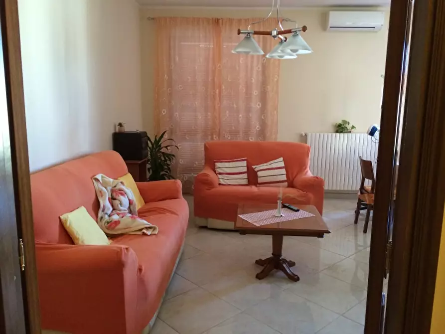 Immagine 1 di Appartamento in vendita  in Via San Martino a Cepagatti