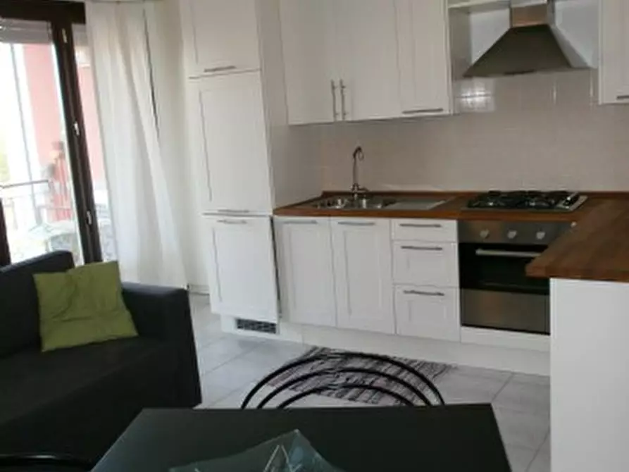 Immagine 1 di Appartamento in affitto  a Parma