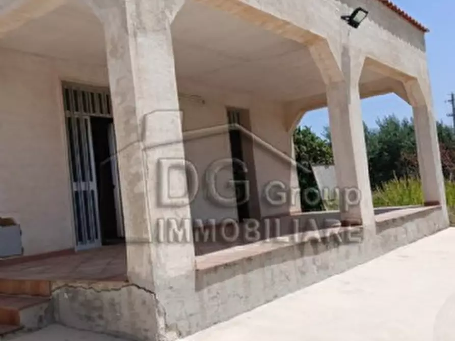 Immagine 1 di Villa in vendita  a Alcamo