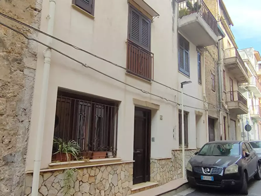 Immagine 1 di Villa in affitto  in Via Antico Pozzo a Casteldaccia