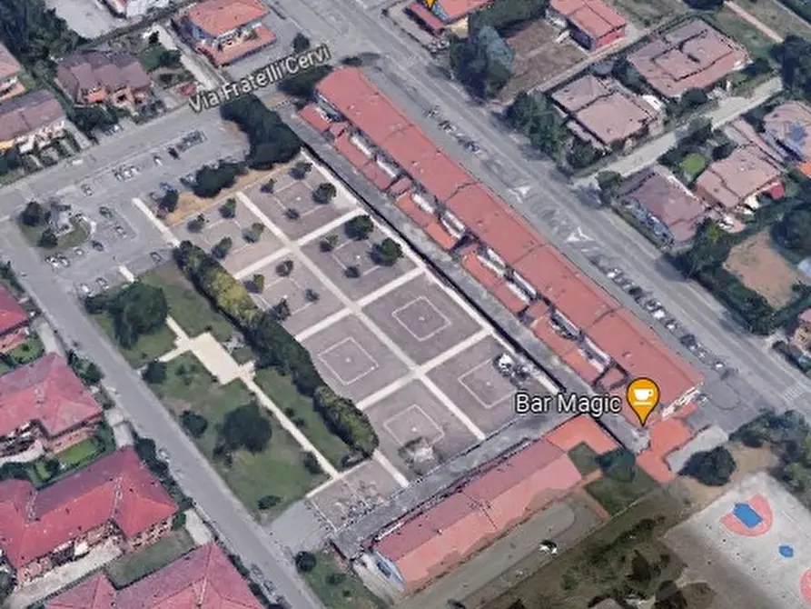 Immagine 1 di Negozio in affitto  in via cesare battisti a San Giovanni Lupatoto