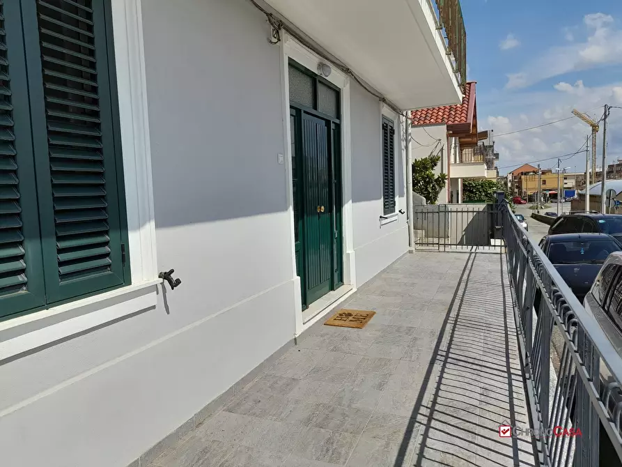 Immagine 1 di Villa in affitto  a Messina