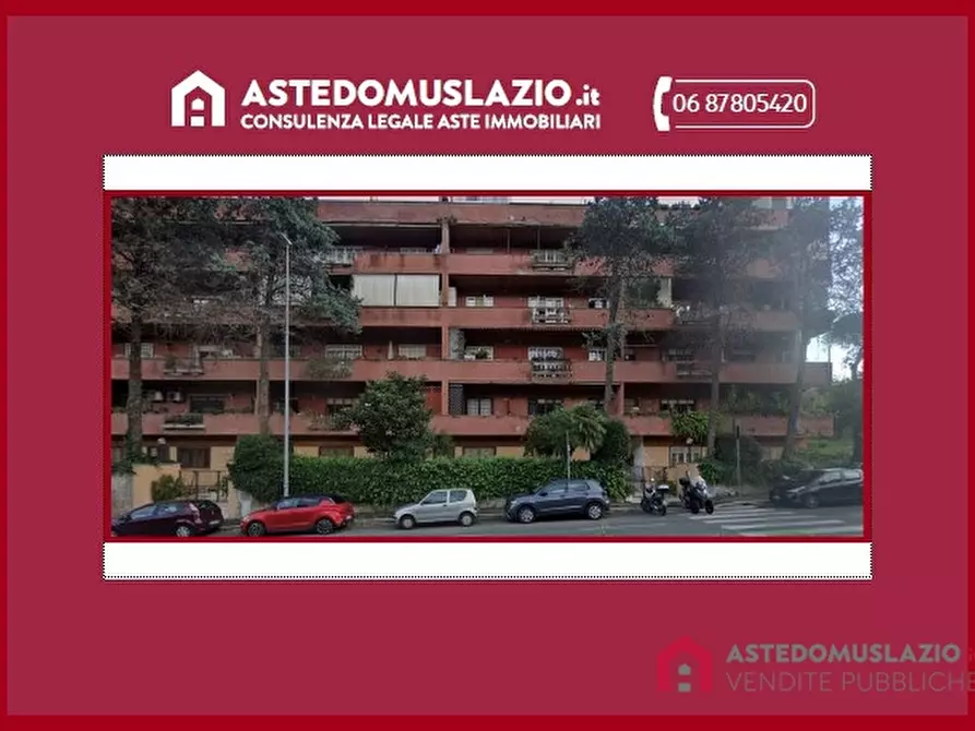 Immagine 1 di Appartamento in vendita  in Via Pieve di Cadore a Roma
