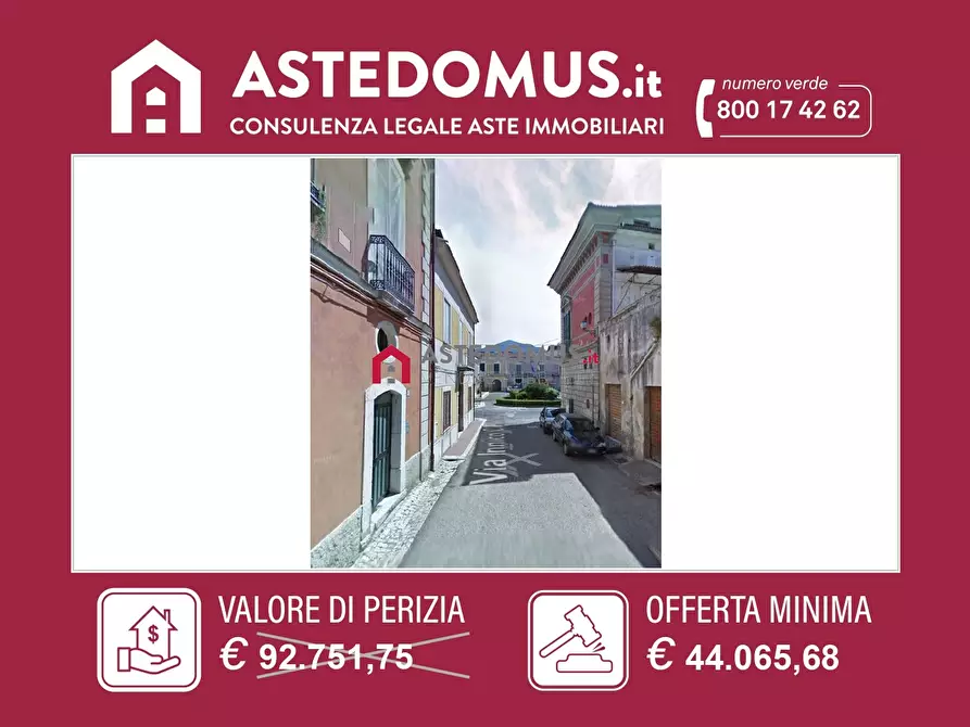 Immagine 1 di Appartamento in vendita  in Via Caracciolo a Airola