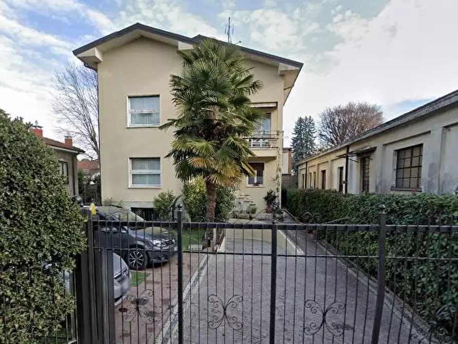 Immagine 1 di Appartamento in vendita  in Via Giovanni Pascoli a Rovellasca