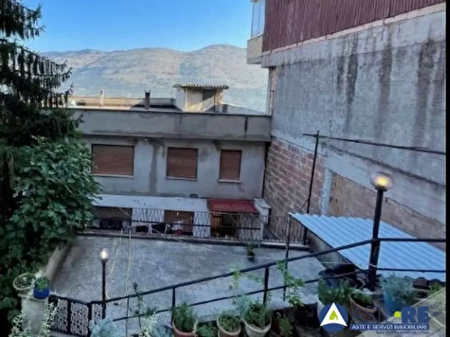 Immagine 1 di Appartamento in vendita  in via San Francesco a Bassiano