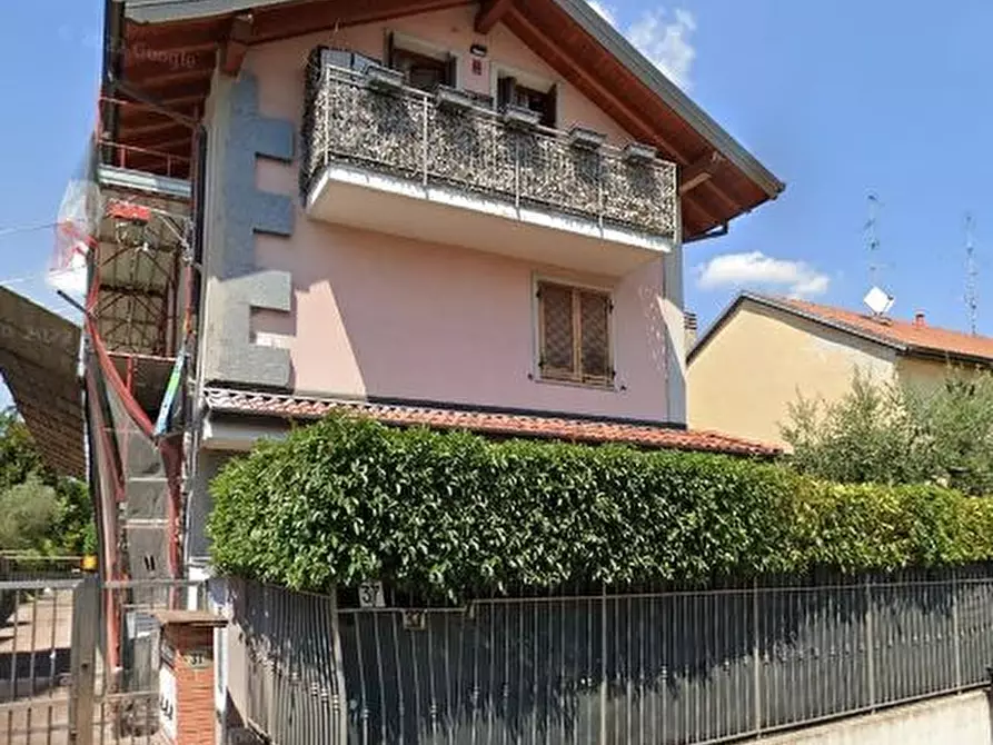 Immagine 1 di Appartamento in vendita  in via Terrazzano a Rho