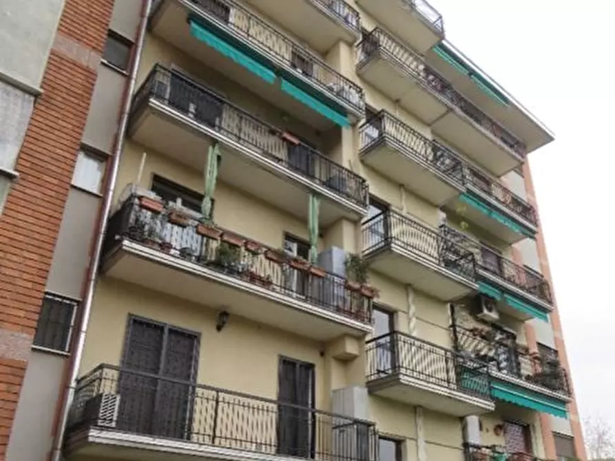 Immagine 1 di Appartamento in vendita  in via Rho a Bernate Ticino