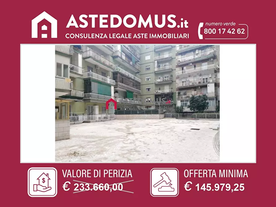 Immagine 1 di Appartamento in vendita  in Via Talete Di Mileto a Napoli