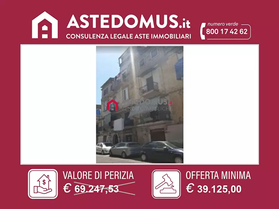 Immagine 1 di Appartamento in vendita  in Via Fontanelle a Napoli