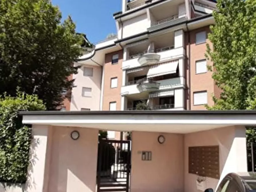 Immagine 1 di Appartamento in vendita  in Viale Borri a Busto Arsizio