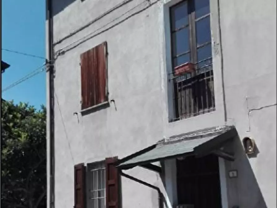 Immagine 1 di Casa indipendente in vendita  in Via Case Nuove a Scandiano