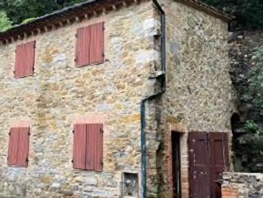 Immagine 1 di Rustico / casale in vendita  in frazione Sassa, Via Marco Polo/Via della Fonte a Casale Marittimo