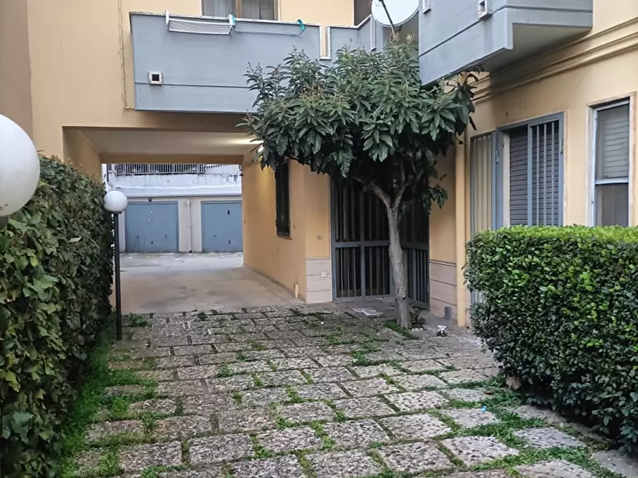 Immagine 1 di Appartamento in vendita  in VIA ANTONIO SEGNI a Acquaviva Delle Fonti