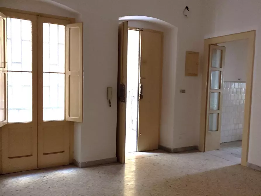 Immagine 1 di Appartamento in vendita  in Via Nicolai a Bari