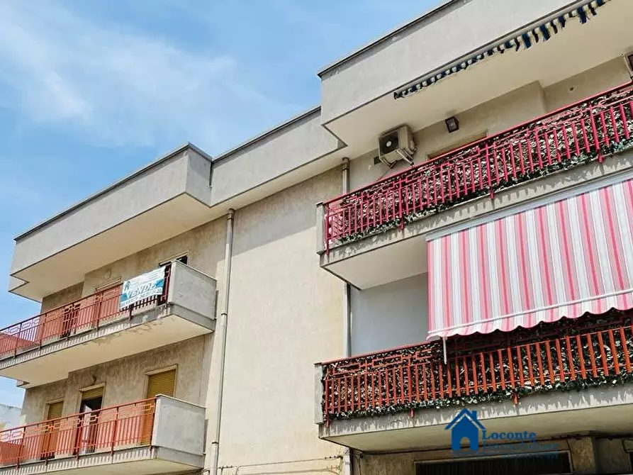 Immagine 1 di Appartamento in vendita  in Via Capitano Verri a Triggiano