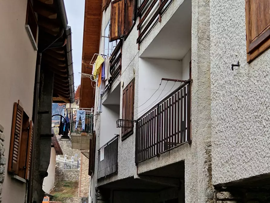 Immagine 1 di Appartamento in vendita  in Via Patrioti a Angolo Terme