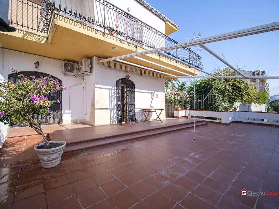 Immagine 1 di Appartamento in vendita  in C. Pompea Villaggio S. Agata a Messina