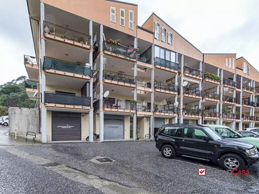 Immagine 1 di Appartamento in vendita  in San Michele a Messina