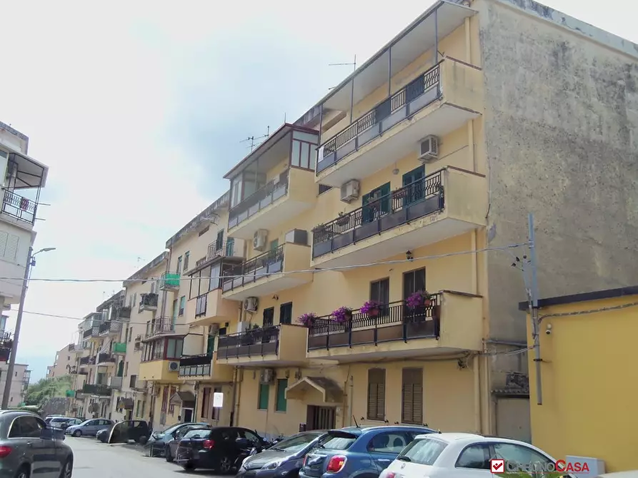 Immagine 1 di Appartamento in vendita  in Via Gioacchino Chinigò a Messina