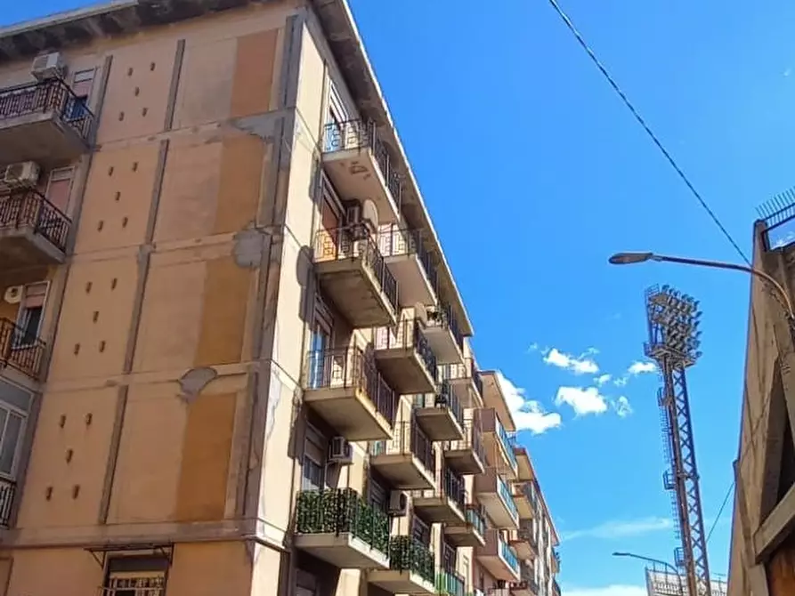 Immagine 1 di Appartamento in vendita  in via Oreto a Messina