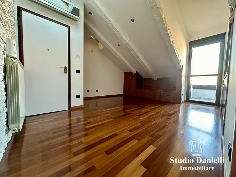 Immagine 1 di Appartamento in vendita  in Via Cesana e Villa a Cisliano