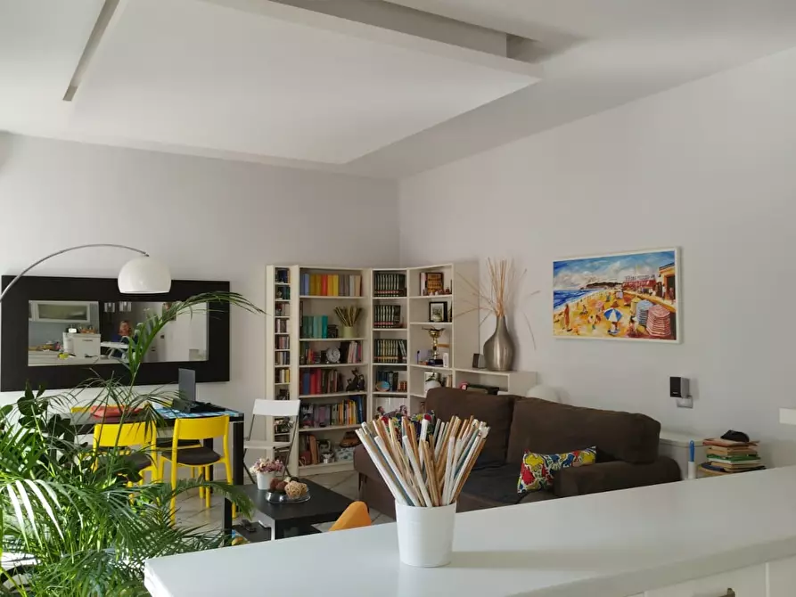 Immagine 1 di Appartamento in vendita  in A. POLLIONE a Napoli