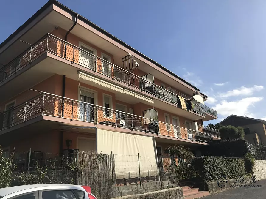 Immagine 1 di Appartamento in vendita  in Via Roma a Casanova Lerrone