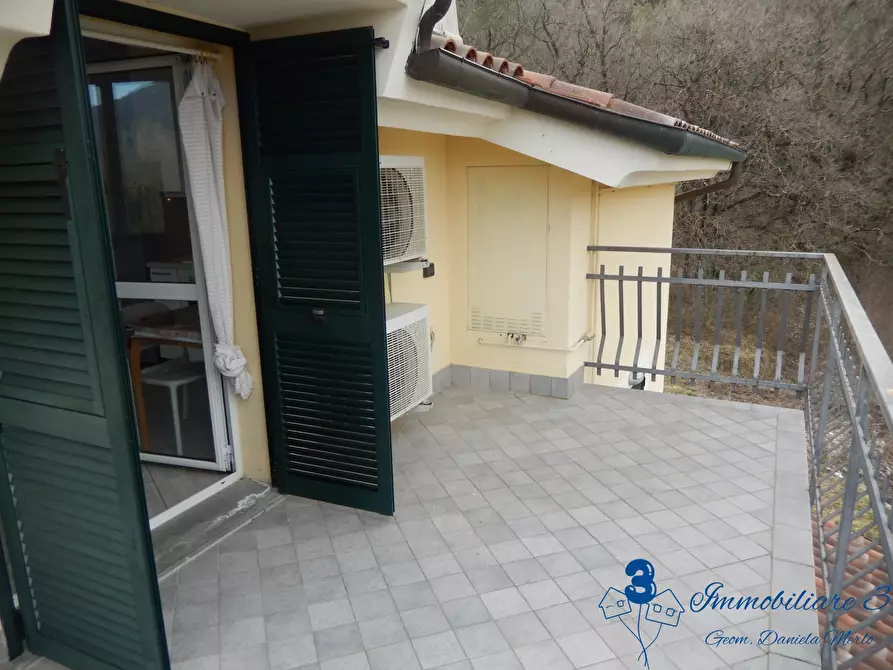 Immagine 1 di Appartamento in vendita  in Strada per Ligo a Villanova D'albenga
