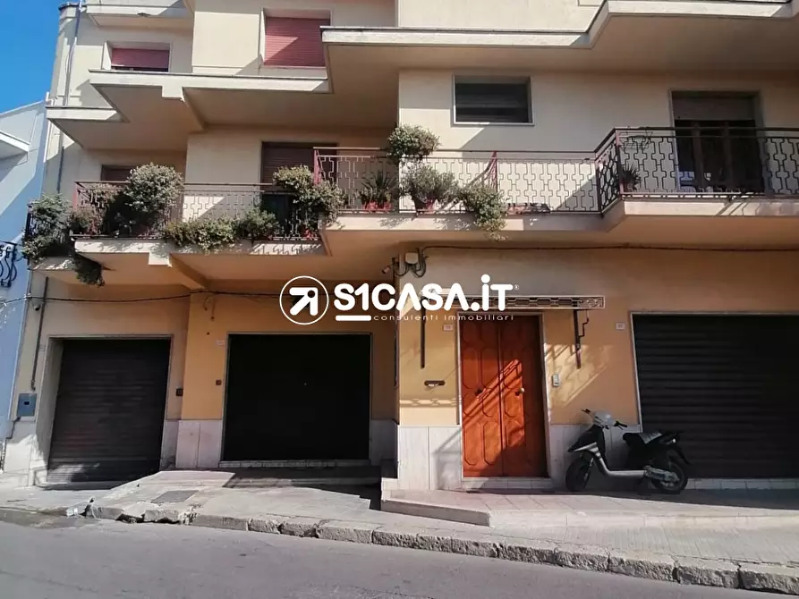 Immagine 1 di Appartamento in vendita  in via l Spagna a Galatone