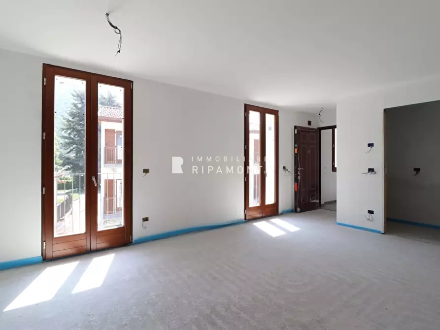 Immagine 1 di Appartamento in vendita  in Via Giuseppe Mazzini a Ballabio