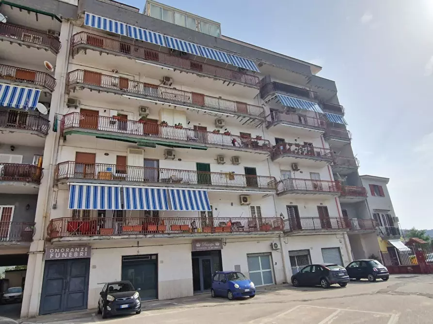 Immagine 1 di Appartamento in vendita  in Via Pablo Picasso a Napoli
