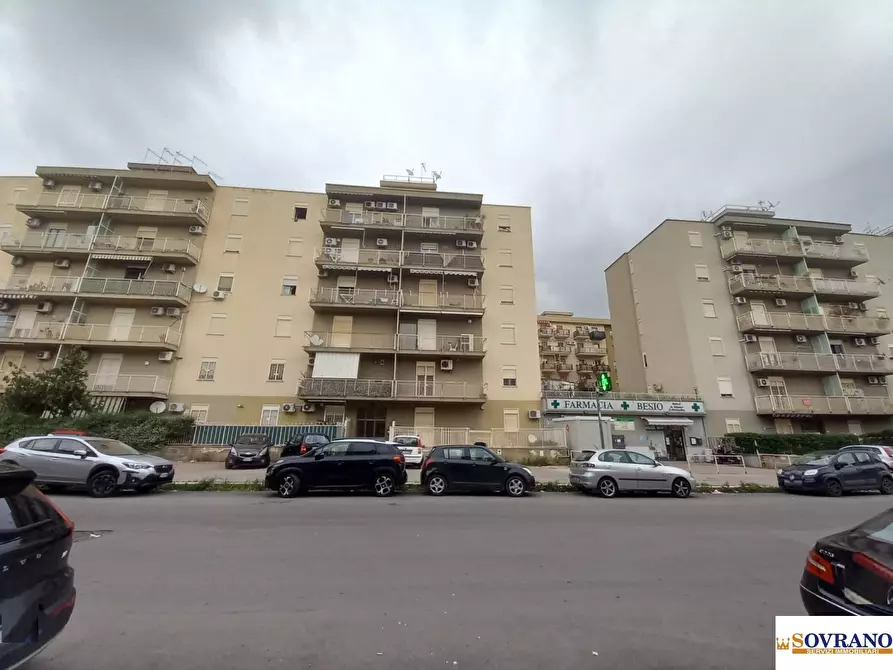 Immagine 1 di Appartamento in vendita  in Via Giacomo Besio a Palermo