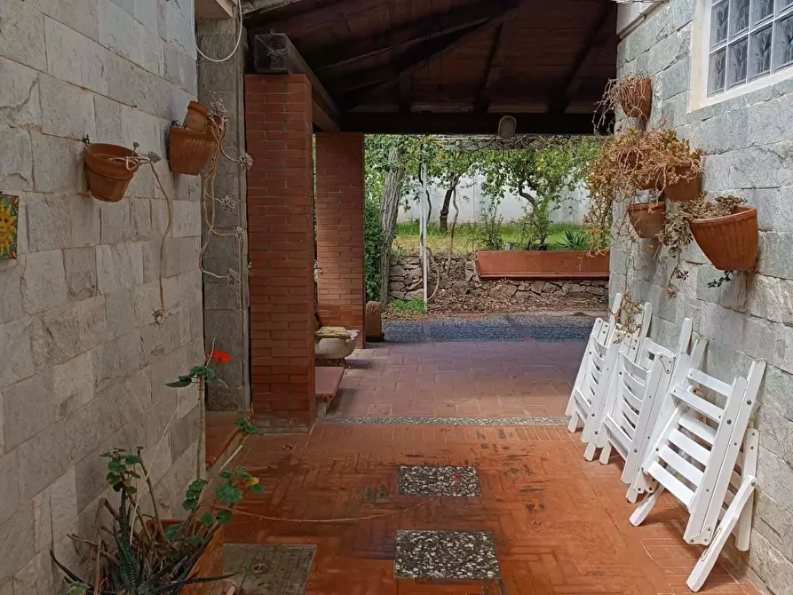 Immagine 1 di Villa in vendita  in Via Fiume a Casteldaccia