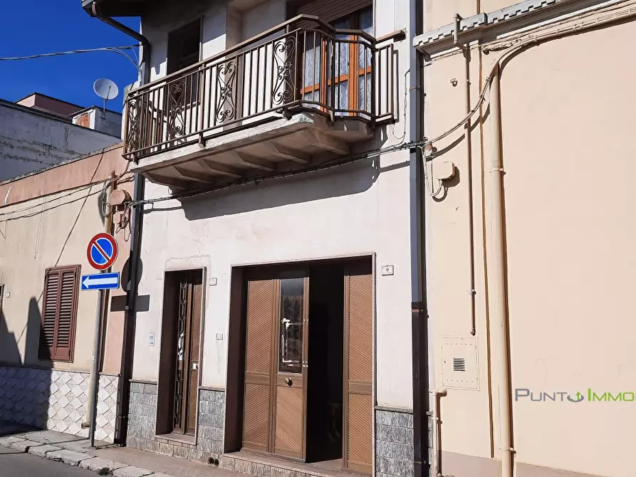 Immagine 1 di Casa indipendente in vendita  in via campi salentina a Cellino San Marco