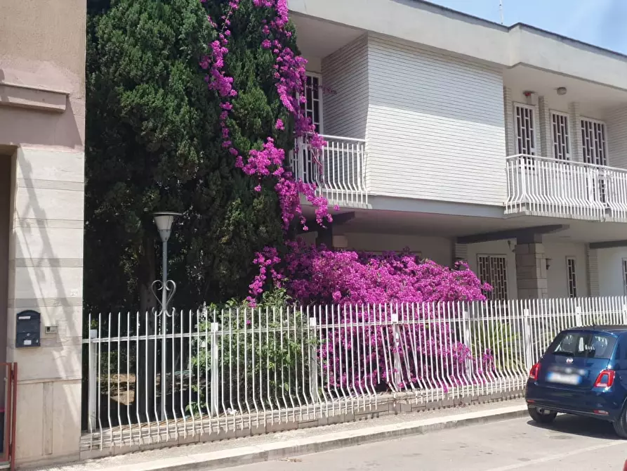 Immagine 1 di Villa in vendita  in Via Vittorio Emanuele a Adelfia
