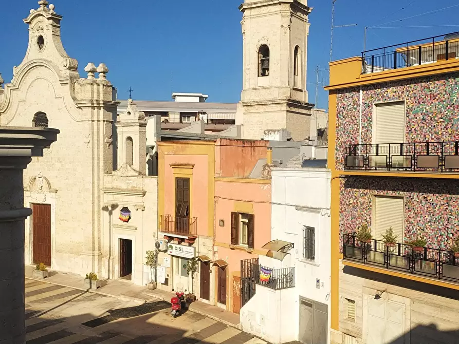 Immagine 1 di Villa in vendita  a Bari