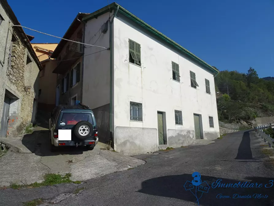 Immagine 1 di Casa indipendente in vendita  a Montalto Carpasio