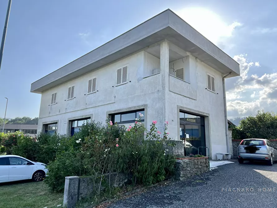 Immagine 1 di Villa in vendita  a Pontremoli