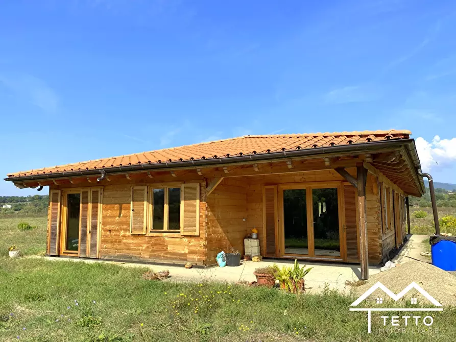 Immagine 1 di Villa in vendita  in Località Vesvovio a Torri In Sabina