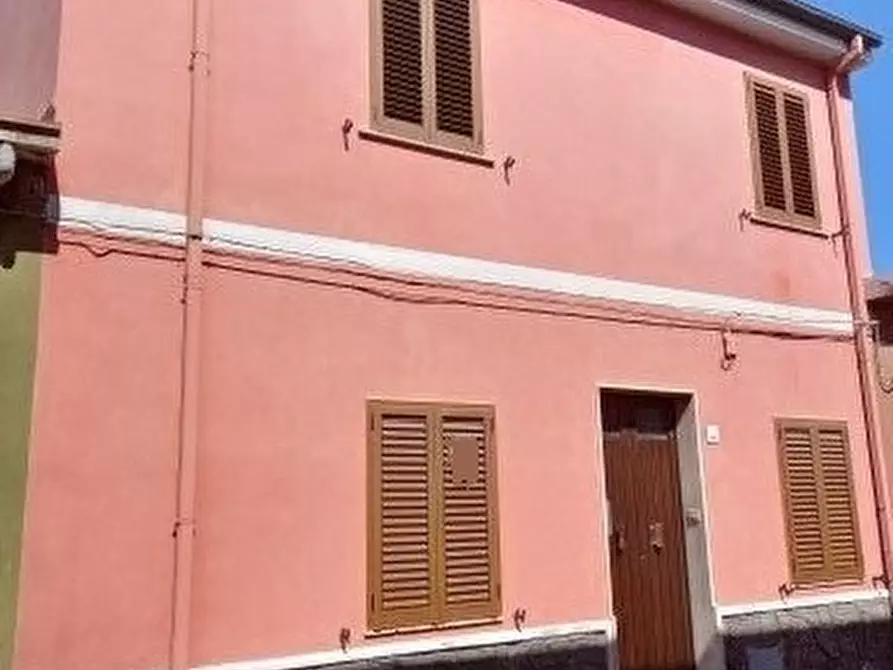 Immagine 1 di Villa in vendita  in Via IX Maggio a Sassari