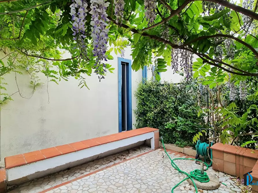 Immagine 1 di Casa indipendente in vendita  in Via Luigi Luzzatti a Terni