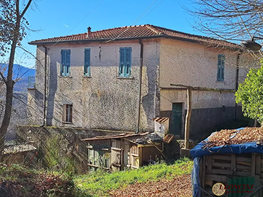 Immagine 1 di Rustico / casale in vendita  in Via Fuori le Mura a Bagnone