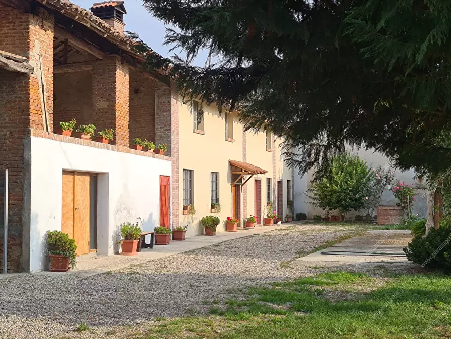 Immagine 1 di Rustico / casale in vendita  in Via Maestra a Castello D'agogna